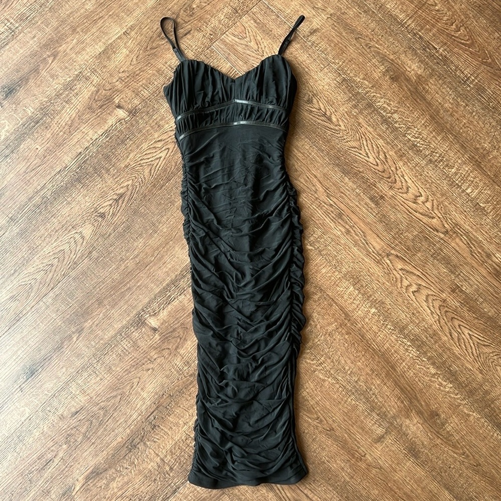 Privy Dress With Ruching Black Sz M NWOT